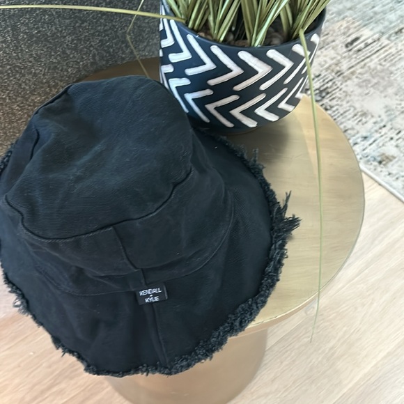 Kendall & Kylie Accessories - Kendall & Kylie Frayed brim bucket hat black denim